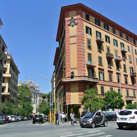 Beautiful Apartment In San Giovanni Close To Colosseo โรม ภายนอก รูปภาพ