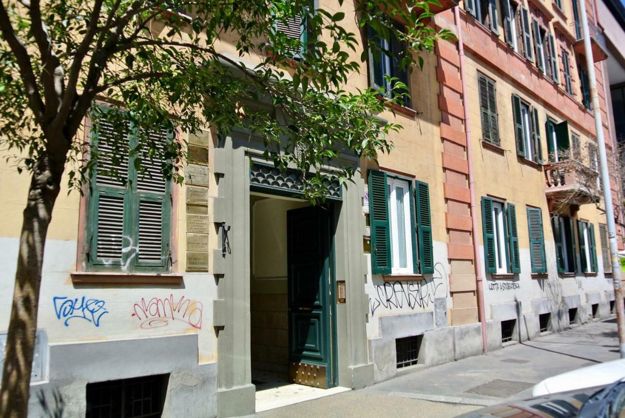 Beautiful Apartment In San Giovanni Close To Colosseo โรม ภายนอก รูปภาพ