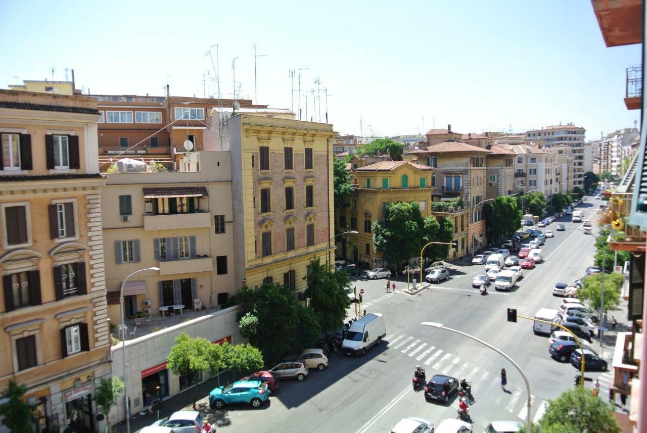 Beautiful Apartment In San Giovanni Close To Colosseo โรม ภายนอก รูปภาพ