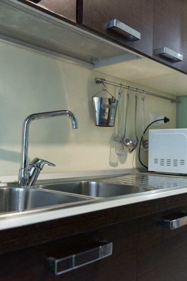 Beautiful Apartment In San Giovanni Close To Colosseo โรม ภายนอก รูปภาพ