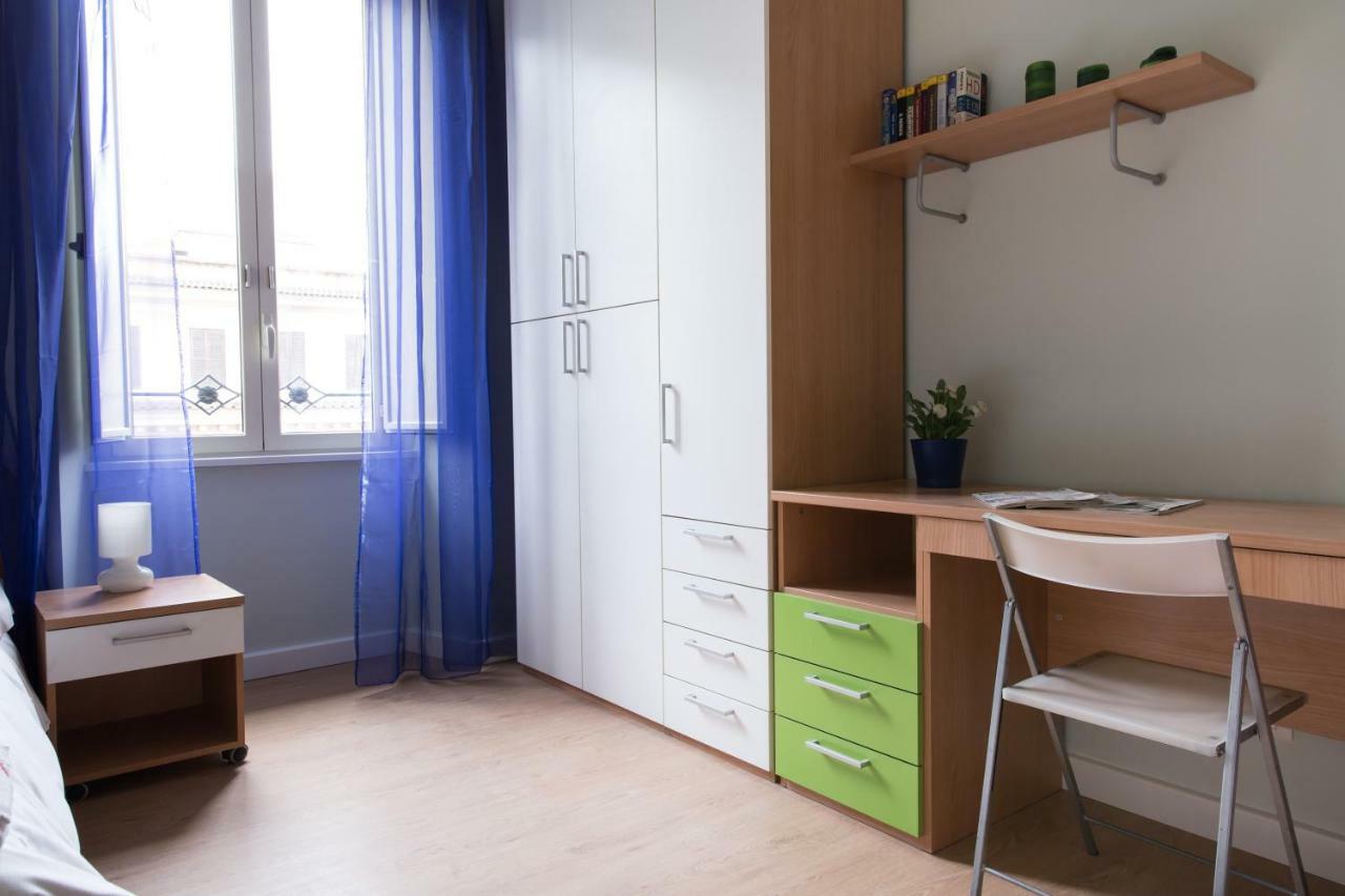 Beautiful Apartment In San Giovanni Close To Colosseo โรม ภายนอก รูปภาพ