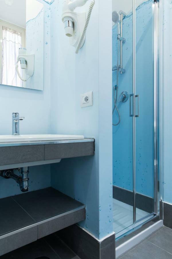 Beautiful Apartment In San Giovanni Close To Colosseo โรม ภายนอก รูปภาพ